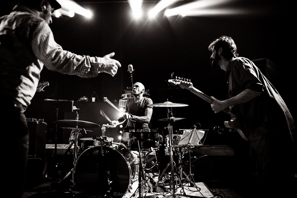 Surnatural Orchestra / Le Bal à Momo